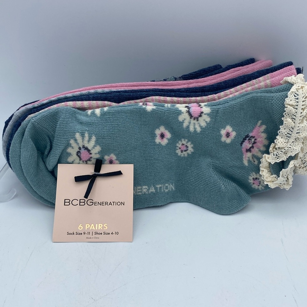BCBGeneration women’s ankle socks lace trim cute designs 6 pairs sz 9-11